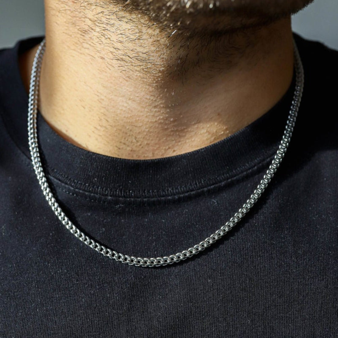 Men's model showcasing the Franco Chain in White Gold, featuring 3MM links for a refined and stylish luxury accessory.